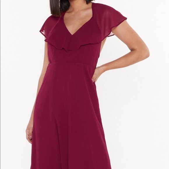 Nasty Gal Wrap Back Ruffle Sleeve Maxi Dress in Burgundy - 4 - Picture 5 of 9